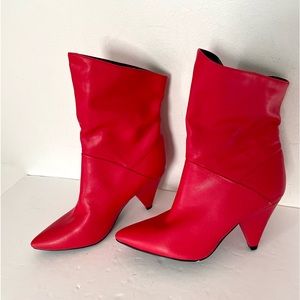 Like new Indigo red booties